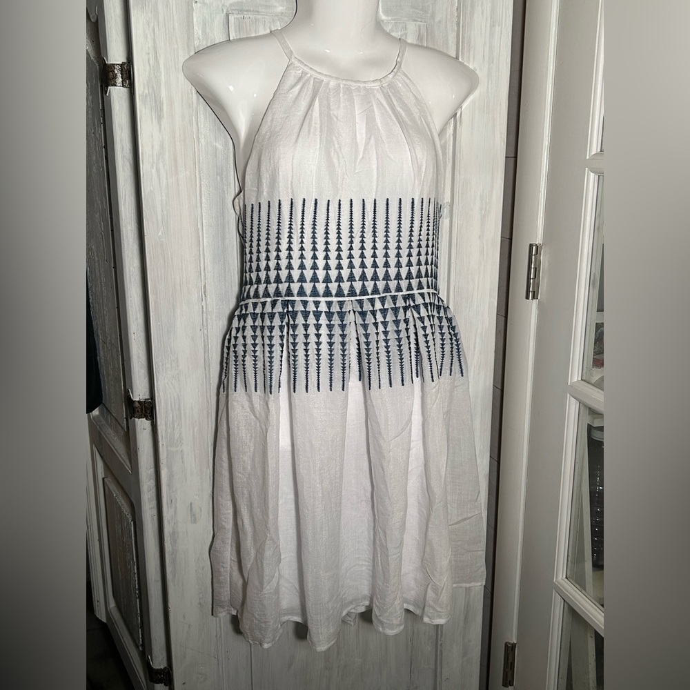 London Times White and Blue Geometric Mini Dress